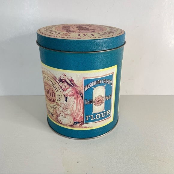 Gold Medal Flour Tin General Mills Vintage Round Tin with lid - Picture 4 of 11